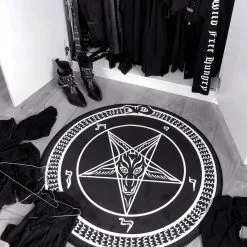 Runder Black Mass Teppich KILLSTAR -Finster Mode Haus killstar runder black mass teppich gothic und halloween wohungsdeko und accessoires 52097