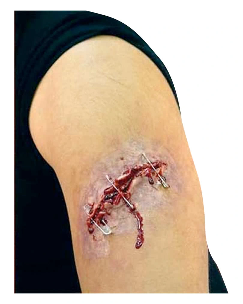 Große Sicherheitsnadel Latexwunde 4 Große Sicherheitsnadel Latexwunde – Bild 2